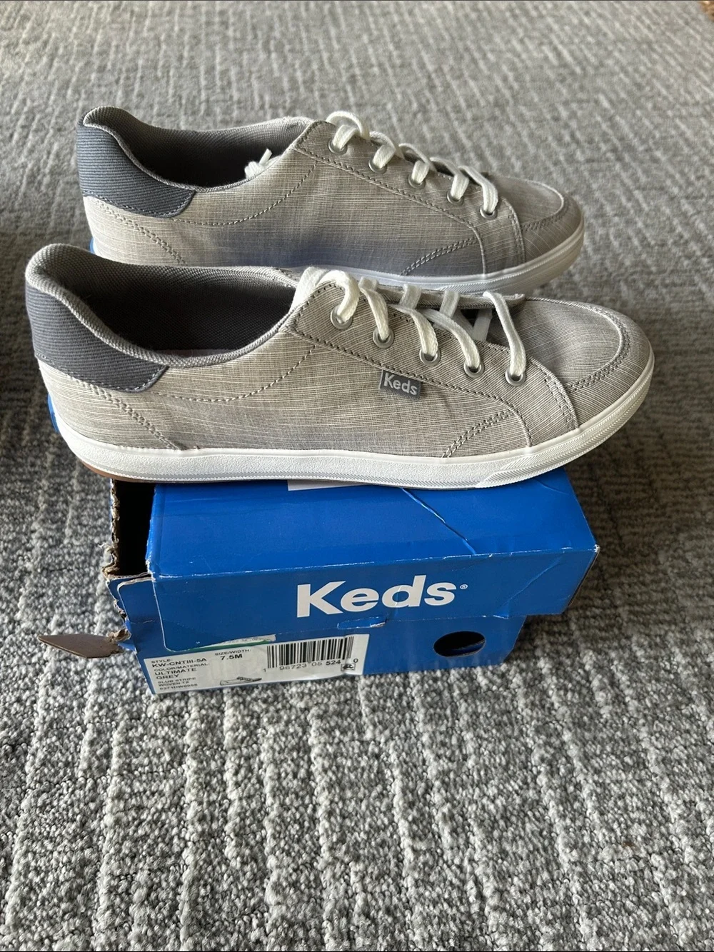 Ked’s WOMENS CENTER III CANVAS SNEAKER 7.5